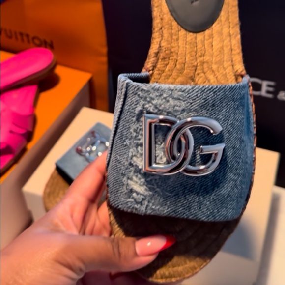 Dolce & Gabbana Medallion Denim Flat Espadrille Sandals - Picture 3 of 4